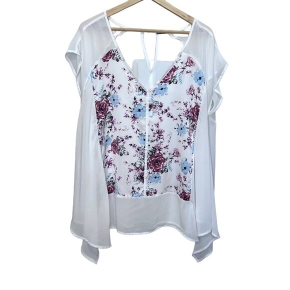 Torrid White Floral Sheer Back Hanky Hem Blouse - Picture 3 of 12